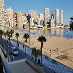 Primera Linea-apt De 2 Hab- 4-6 Pers -wifi -aire Acond- Parking Opcionable Extra * ベニドルム