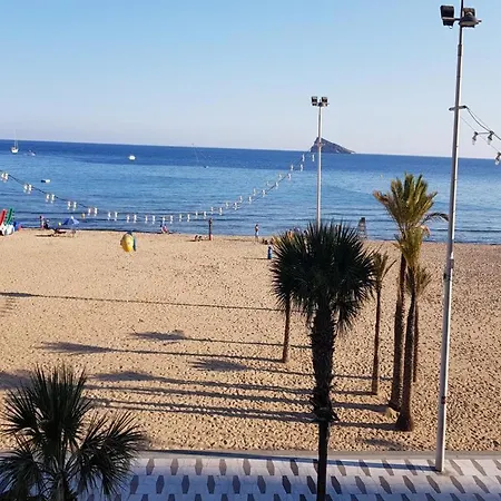 Apartamento Primera Linea-apt De 2 Hab- 4-6 Pers -wifi -aire Acond- Parking Opcionable Extra *