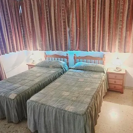 Primera Linea-apt De 2 Hab- 4-6 Pers -wifi -aire Acond- Parking Opcionable Extra Apartamento *