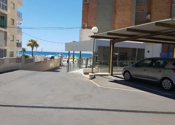Apartamento Primera Linea-apt De 2 Hab- 4-6 Pers -wifi -aire Acond- Parking Opcionable Extra Benidorm